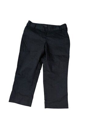 Attention Size 4 Black Capri Pants